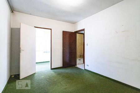 Casa à venda com 234m², 3 quartos e 5 vagas Casa à venda com 234m², 3 quartos e 5 vagasQuarto 3