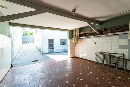 Casa à venda com 234m², 3 quartos e 5 vagas Casa à venda com 234m², 3 quartos e 5 vagasGaragem