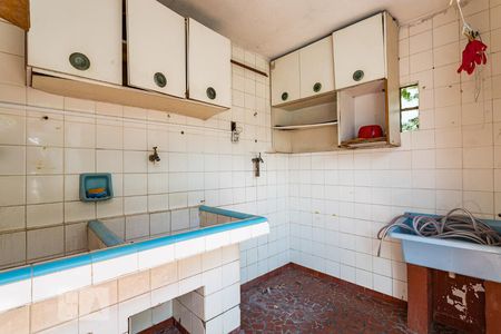 Casa à venda com 234m², 3 quartos e 5 vagas Casa à venda com 234m², 3 quartos e 5 vagasÁrea de Serviço