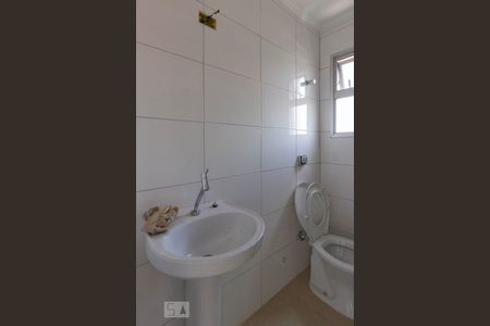 Apartamento à venda com 62m², 3 quartos e 2 vagas Apartamento à venda com 62m², 3 quartos e 2 vagasBanheiro