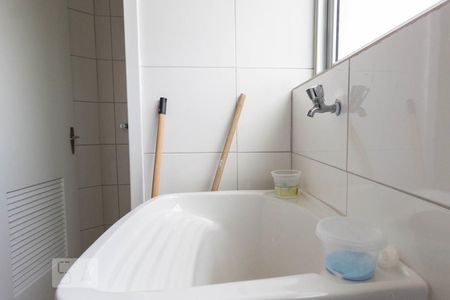 Apartamento à venda com 62m², 3 quartos e 2 vagas Apartamento à venda com 62m², 3 quartos e 2 vagasÁrea de Serviço