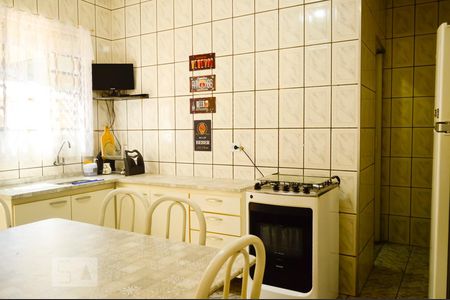 Casa à venda com 282m², 6 quartos e 5 vagasCasa2 Cozinha Janela