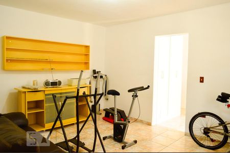 Casa à venda com 282m², 6 quartos e 5 vagasCasa3 Sala Vista