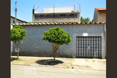 Casa à venda com 282m², 6 quartos e 5 vagasFachada