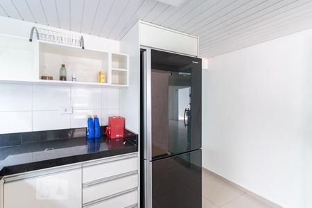 Casa à venda com 280m², 4 quartos e 2 vagas Casa à venda com 280m², 4 quartos e 2 vagasCozinha 2