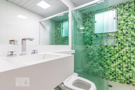 Casa à venda com 280m², 4 quartos e 2 vagas Casa à venda com 280m², 4 quartos e 2 vagasBanheiro 3