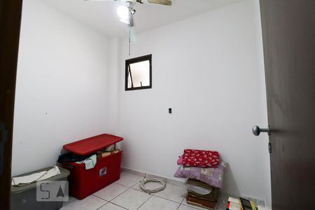 Quarto reversível de apartamento para alugar com 3 quartos, 88m² em Jardim Goiás, Goiânia