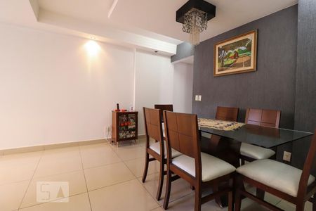 Sala de apartamento para alugar com 3 quartos, 88m² em Jardim Goiás, Goiânia