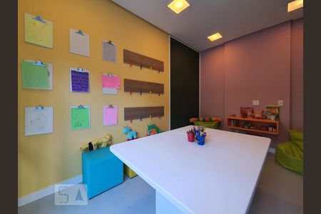 Studio para alugar com 38m², 1 quarto e sem vagaBrinquedoteca