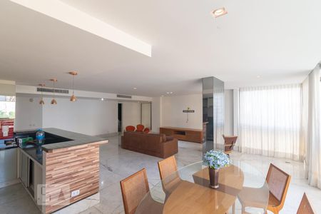 Apartamento à venda com 200m², 1 quarto e 2 vagasSala