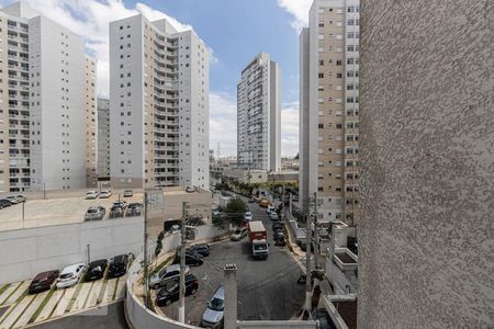 Vista Sala de apartamento para alugar com 2 quartos, 42m² em Jardim Brasília, São Paulo