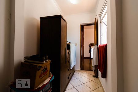 Casa à venda com 204m², 6 quartos e 1 vaga Casa à venda com 204m², 6 quartos e 1 vagaCorredor quartos