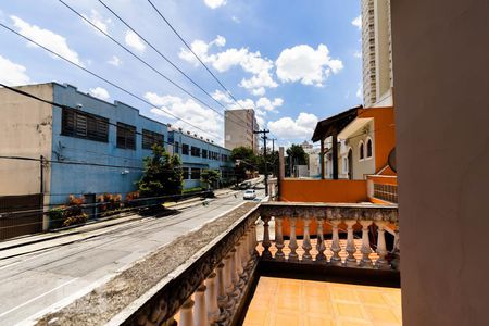 Casa à venda com 204m², 6 quartos e 1 vaga Casa à venda com 204m², 6 quartos e 1 vagaSacada da Suíte