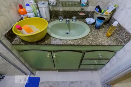 Casa à venda com 200m², 3 quartos e 2 vagasQuarto 3 - suite