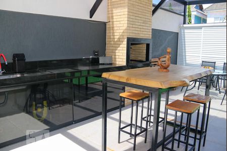 Casa de condomínio à venda com 260m², 4 quartos e 3 vagasÁrea comum - Churrasqueira