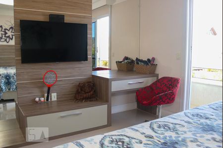 Casa de condomínio à venda com 260m², 4 quartos e 3 vagasSuíte 1