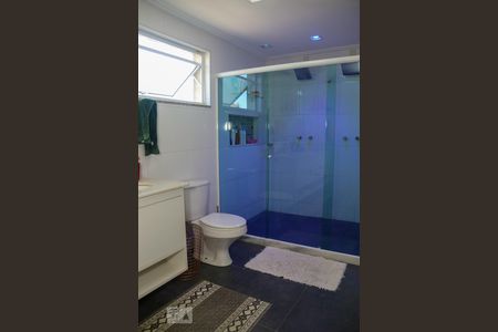 Casa de condomínio à venda com 260m², 4 quartos e 3 vagasBanheiro da Suíte 1