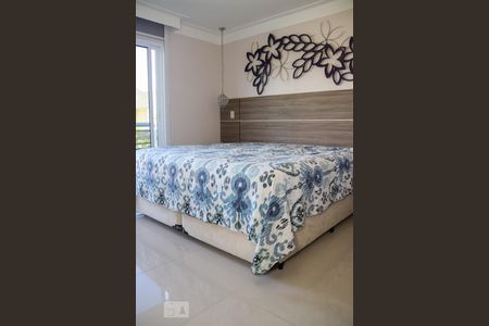 Casa de condomínio à venda com 260m², 4 quartos e 3 vagasSuíte 1