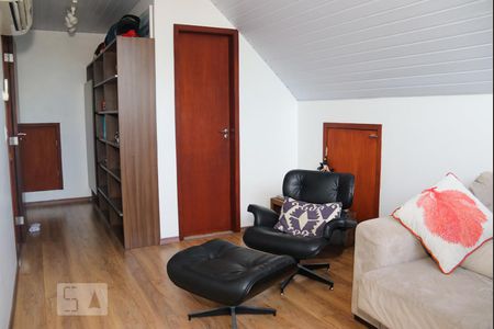 Casa de condomínio à venda com 260m², 4 quartos e 3 vagasSótão