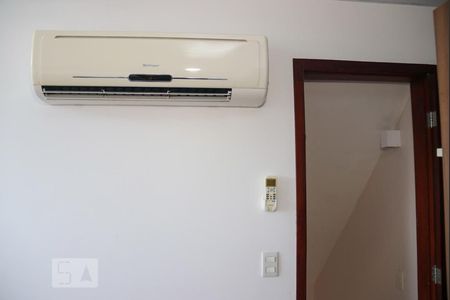 Casa de condomínio à venda com 260m², 4 quartos e 3 vagasAr condicionado do Sótão