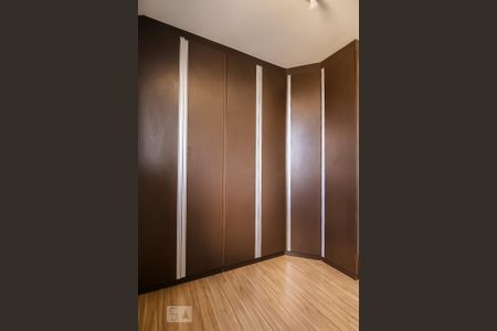 Closet da suíte de apartamento à venda com 3 quartos, 74m² em Jardim Prudência, São Paulo