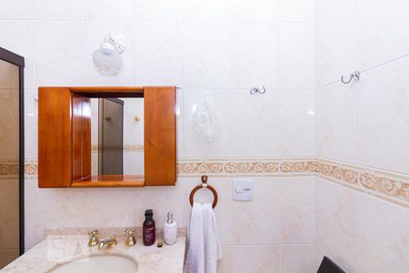 Casa à venda com 350m², 3 quartos e 1 vagaBanheiro da Suíte 1