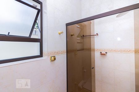 Casa à venda com 350m², 3 quartos e 1 vagaBanheiro da Suíte 1