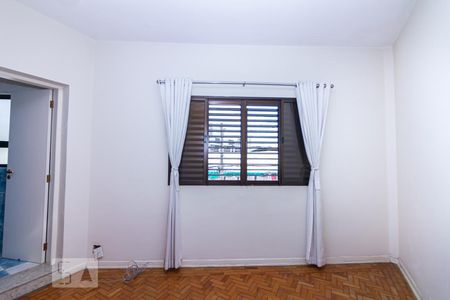 Casa à venda com 350m², 3 quartos e 1 vagaSuíte 2