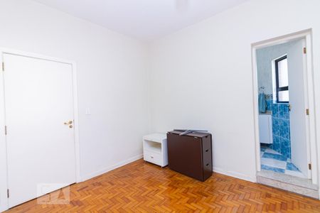 Casa à venda com 350m², 3 quartos e 1 vagaSuíte 2