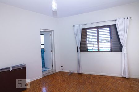 Casa à venda com 350m², 3 quartos e 1 vagaSuíte 2