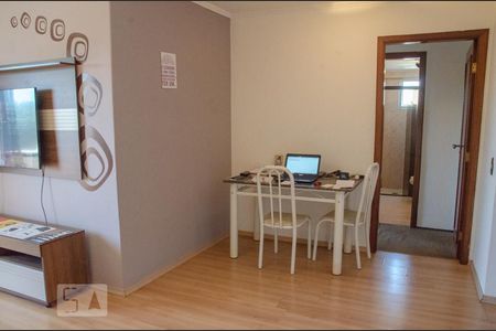 Sala de apartamento para alugar com 2 quartos, 73m² em Vila Mazzei, São Paulo