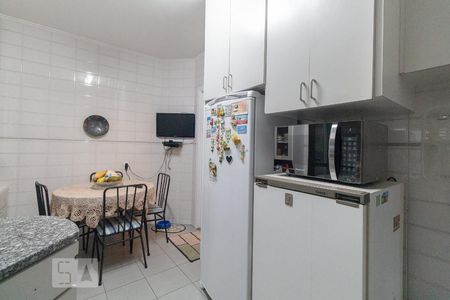 Apartamento para alugar com 136m², 3 quartos e 1 vaga Apartamento para alugar com 136m², 3 quartos e 1 vagaCozinha