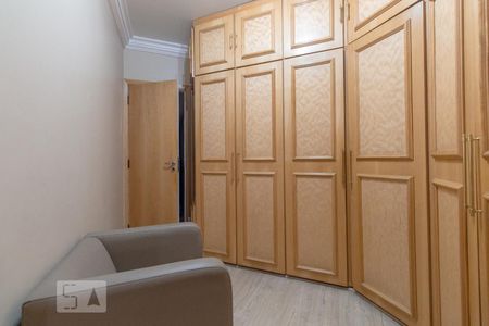 Closet de apartamento para alugar com 3 quartos, 136m² em Vila Azevedo, São Paulo