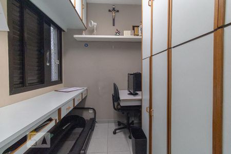 Apartamento para alugar com 136m², 3 quartos e 1 vaga Apartamento para alugar com 136m², 3 quartos e 1 vagaQuarto de serviço