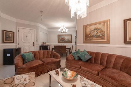 Apartamento para alugar com 136m², 3 quartos e 1 vaga Apartamento para alugar com 136m², 3 quartos e 1 vagaSala