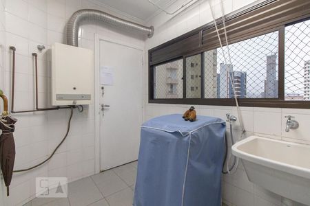 Apartamento para alugar com 136m², 3 quartos e 1 vaga Apartamento para alugar com 136m², 3 quartos e 1 vagaÁrea de serviço