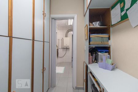 Apartamento para alugar com 136m², 3 quartos e 1 vaga Apartamento para alugar com 136m², 3 quartos e 1 vagaQuarto de serviço