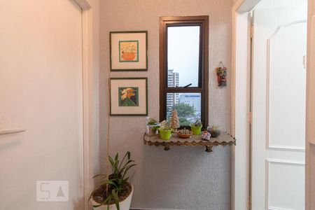 Apartamento para alugar com 136m², 3 quartos e 1 vaga Apartamento para alugar com 136m², 3 quartos e 1 vagaHall de serviço