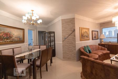 Apartamento para alugar com 136m², 3 quartos e 1 vaga Apartamento para alugar com 136m², 3 quartos e 1 vagaSala