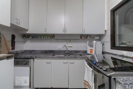 Apartamento para alugar com 136m², 3 quartos e 1 vaga Apartamento para alugar com 136m², 3 quartos e 1 vagaCozinha