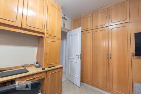 Apartamento para alugar com 136m², 3 quartos e 1 vaga Apartamento para alugar com 136m², 3 quartos e 1 vagaQuarto 2