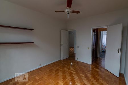 Apartamento para alugar com 140m², 3 quartos e 1 vagaSuíte