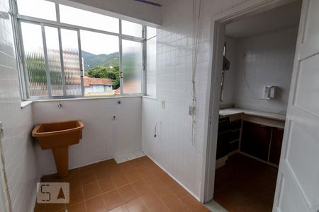Apartamento para alugar com 140m², 3 quartos e 1 vagaÁrea de Serviço