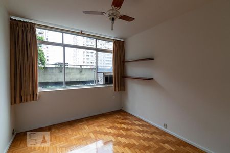 Apartamento para alugar com 140m², 3 quartos e 1 vagaSuíte