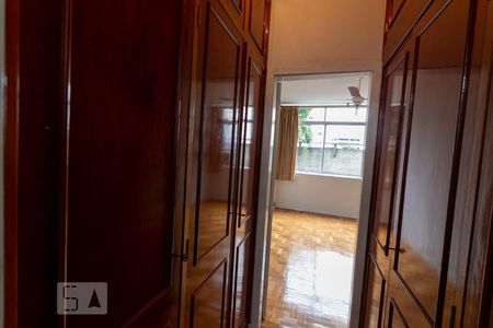 Apartamento para alugar com 140m², 3 quartos e 1 vagaCloset da suíte