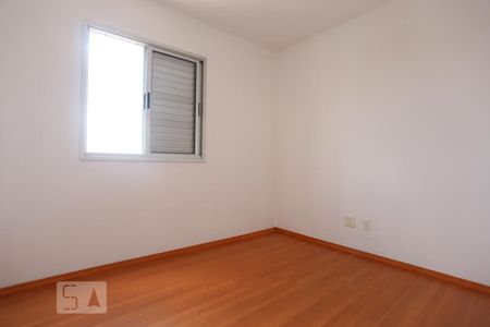 Quarto 1 de apartamento para alugar com 2 quartos, 48m² em Rio Pequeno, São Paulo