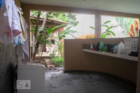 Casa à venda com 434m², 3 quartos e 4 vagas Casa à venda com 434m², 3 quartos e 4 vagasÁREA DE SERVIÇO