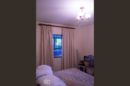 Casa à venda com 434m², 3 quartos e 4 vagas Casa à venda com 434m², 3 quartos e 4 vagasQUARTO 3