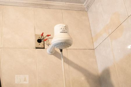 Casa à venda com 434m², 3 quartos e 4 vagas Casa à venda com 434m², 3 quartos e 4 vagasBANHEIRO