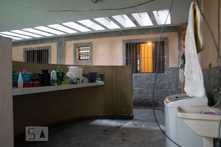 Casa à venda com 434m², 3 quartos e 4 vagas Casa à venda com 434m², 3 quartos e 4 vagasÁREA DE SERVIÇO